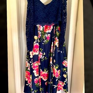 2 piece lacey prom dress